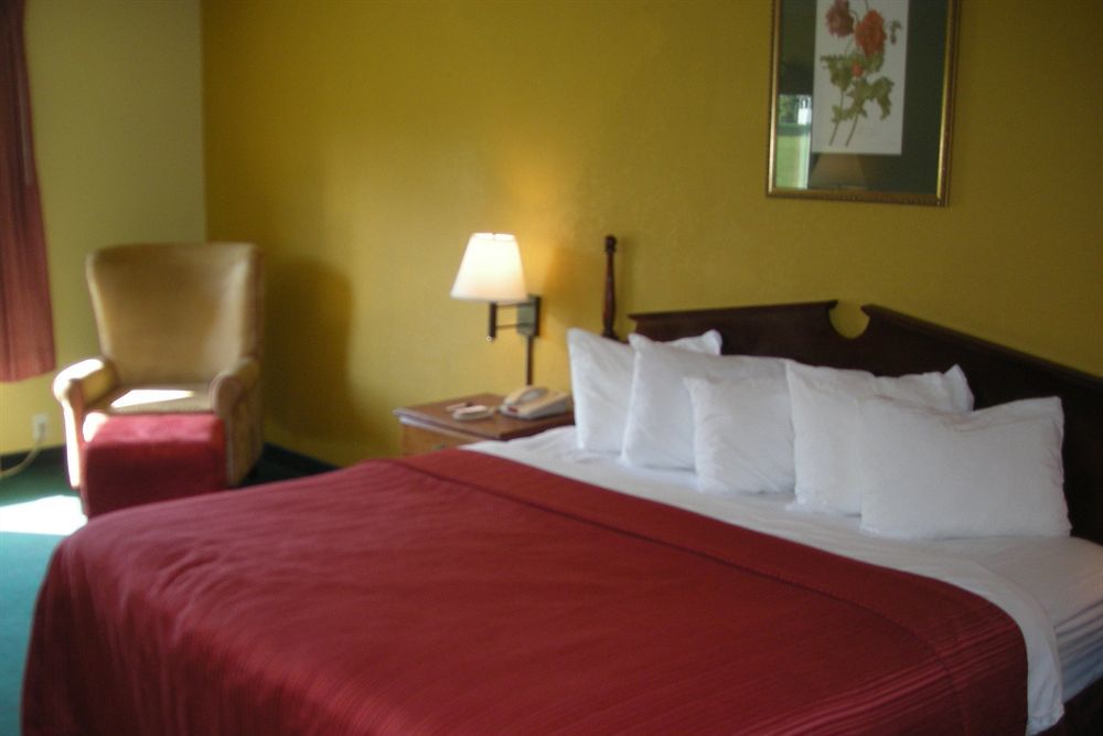 Red Roof Inn Morehead Bagian luar foto