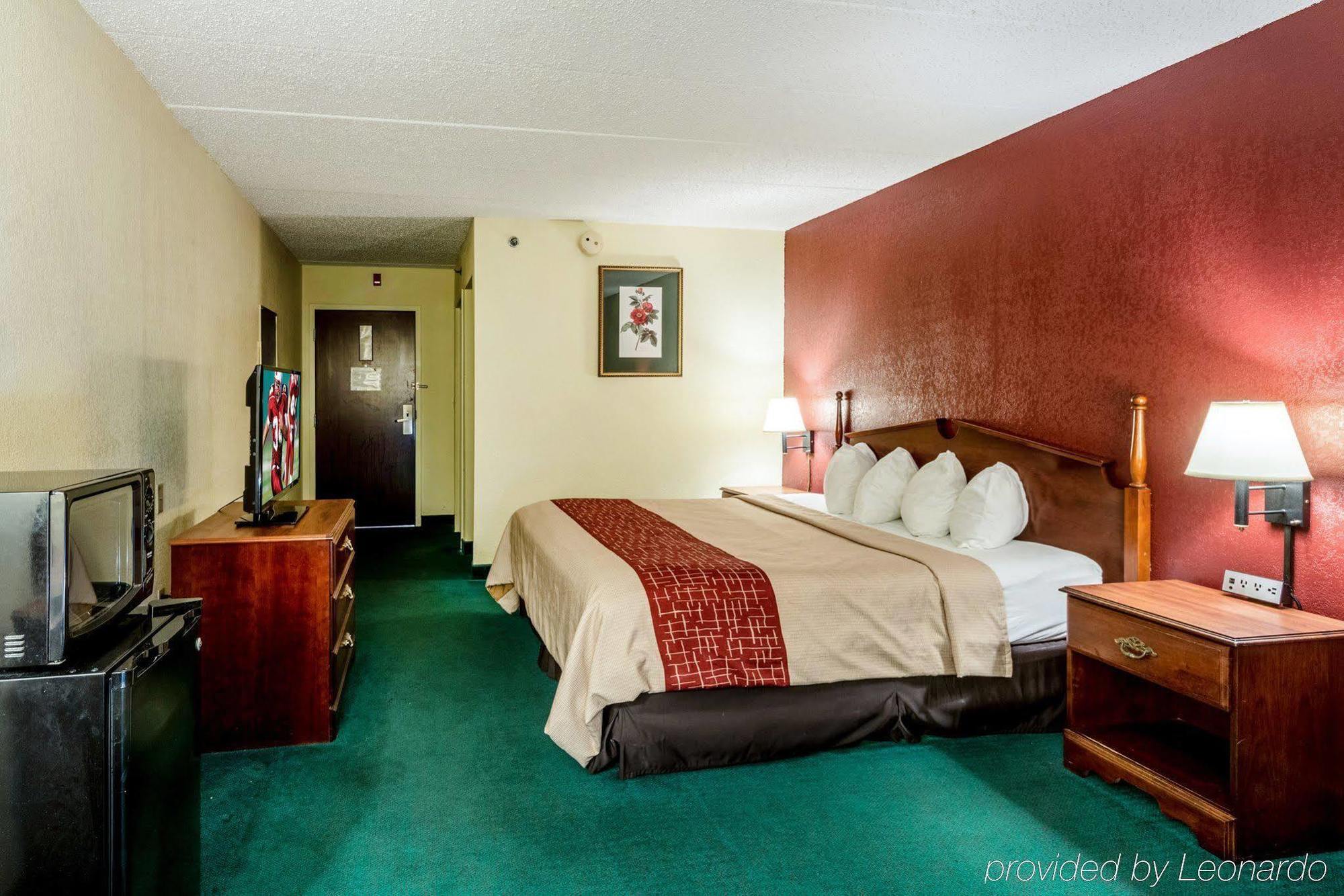 Red Roof Inn Morehead Bagian luar foto