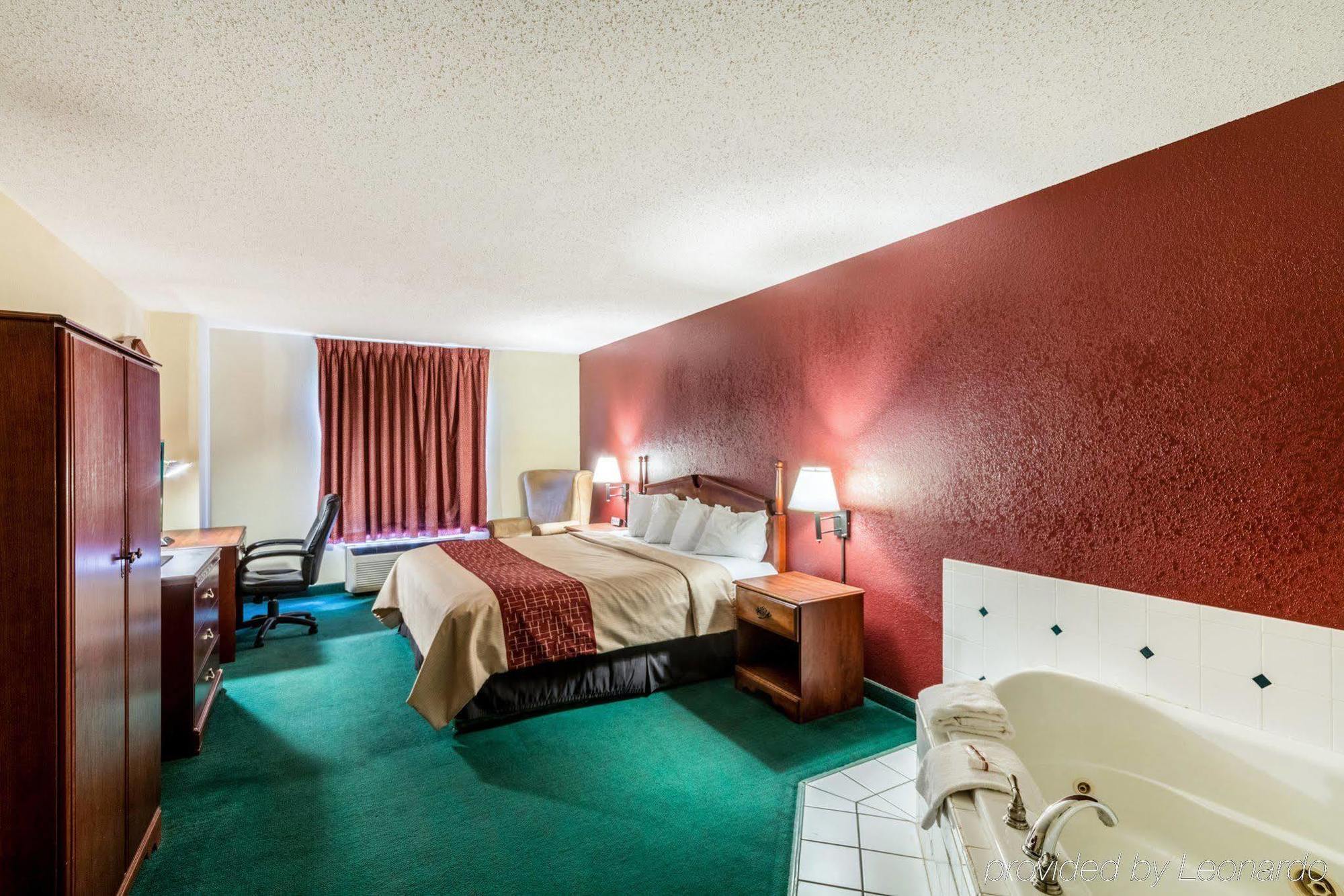 Red Roof Inn Morehead Bagian luar foto